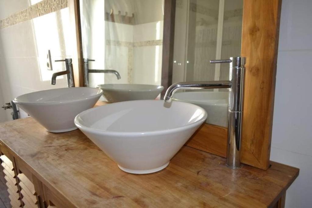 شقة Grande Chambre Familiale Pour 2 A 5 Personnes Chef-Boutonne المظهر الخارجي الصورة